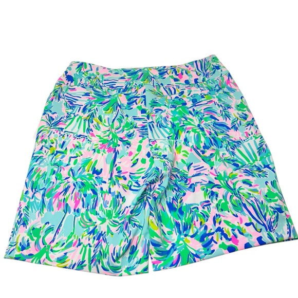 Lilly Pulitzer Reid Short UPF 50+ Blue Ibiza Cabana Cocktail Golf NWT 12 - Picture 2 of 6